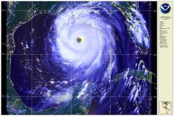 Hurricane_Katrina_2005-08-28
